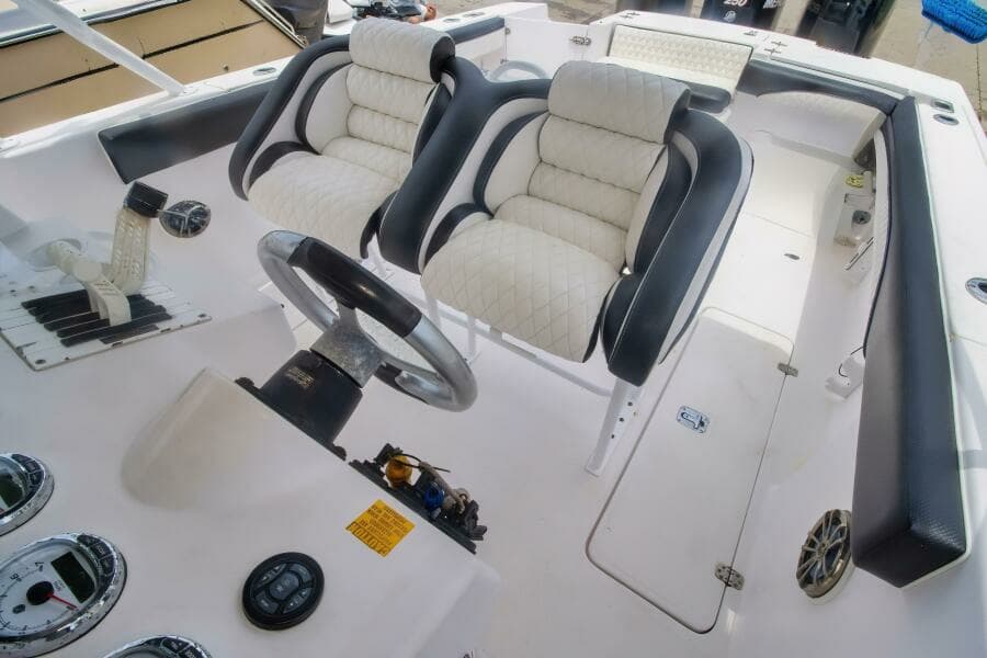 2005 Donzi 35 ZF Open