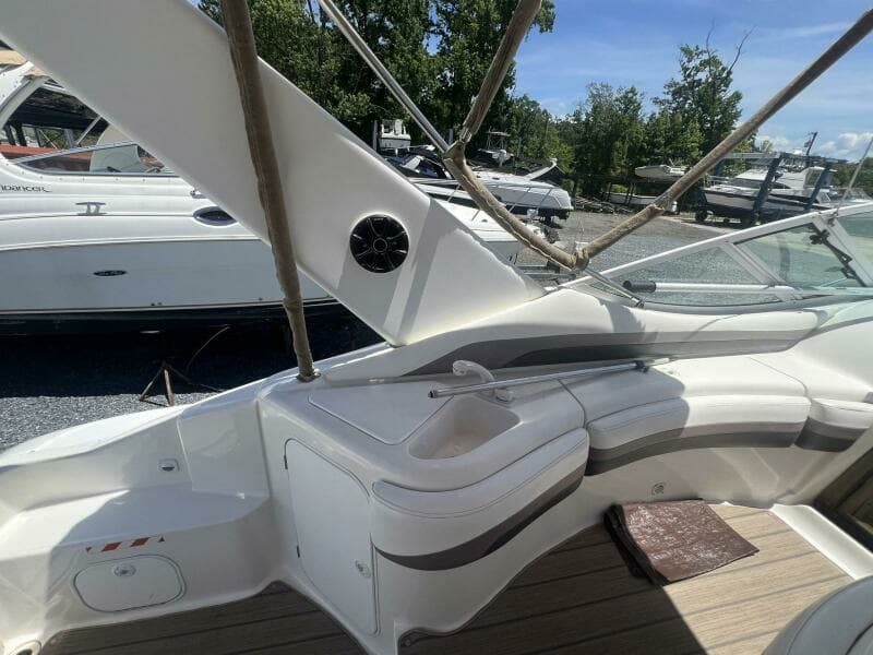 1996 Silverton 310 Express