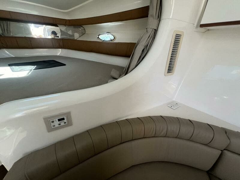 1996 Silverton 310 Express