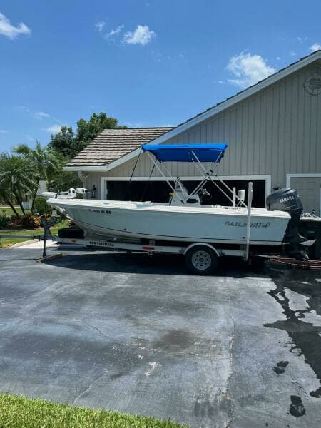 2009 Sailfish 1900 BB Bay Boat
