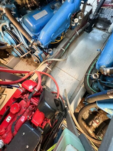 1987 Tollycraft 34 Sedan Sport