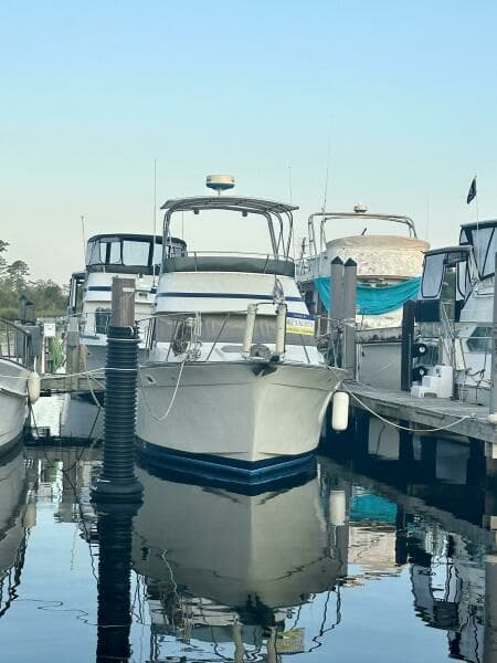 1987 Tollycraft 34 Sedan Sport
