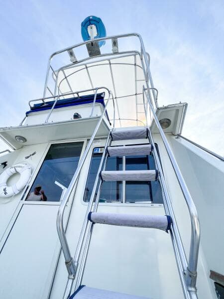 1987 Tollycraft 34 Sedan Sport