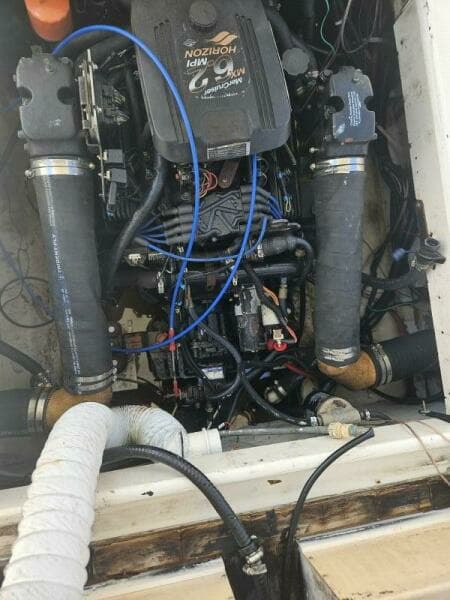 1995 Pursuit 2600 CC