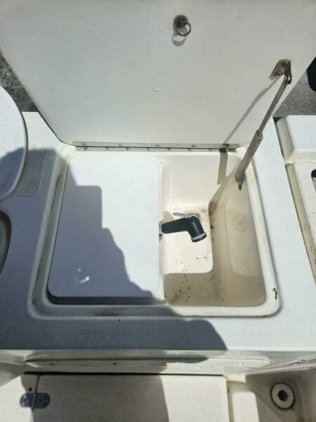 1995 Pursuit 2600 CC