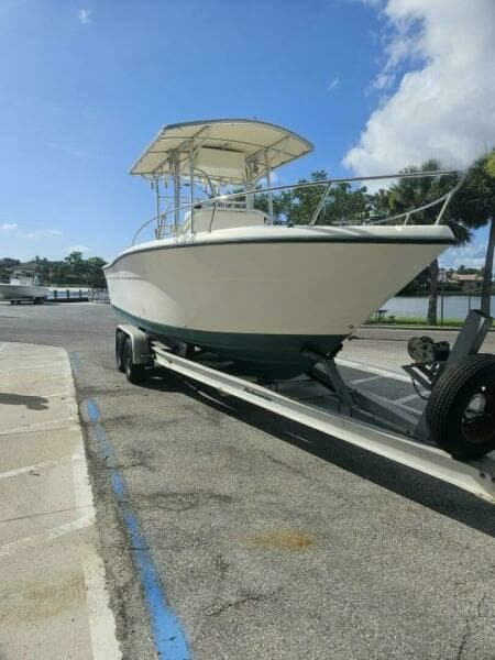 1995 Pursuit 2600 CC