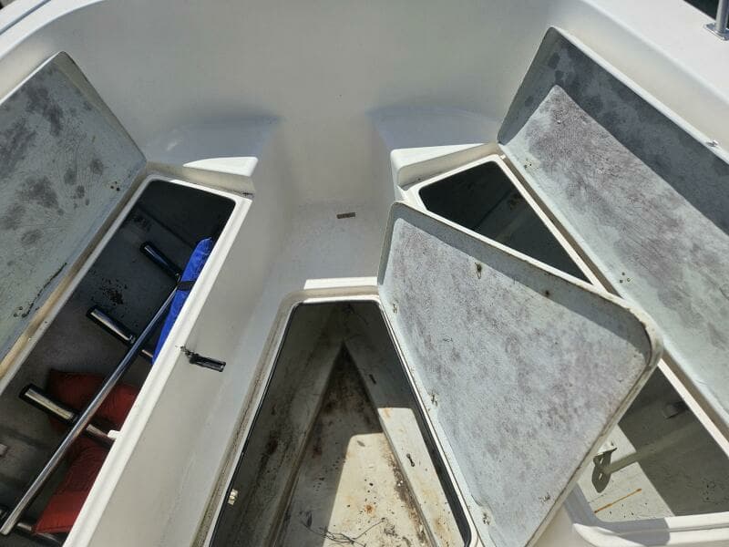 1995 Pursuit 2600 CC