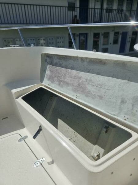 1995 Pursuit 2600 CC