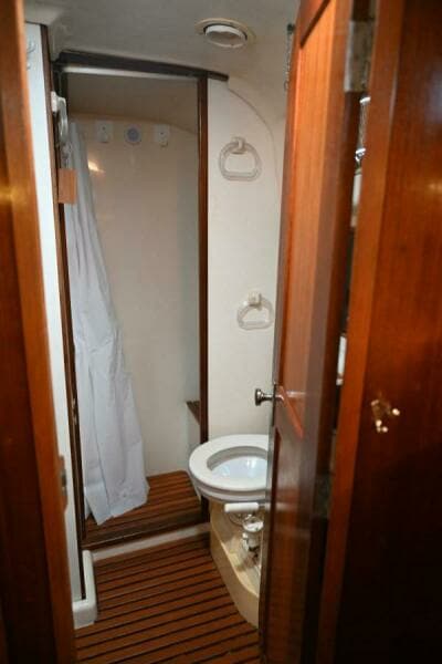 1980 Pearson Pilothouse 365