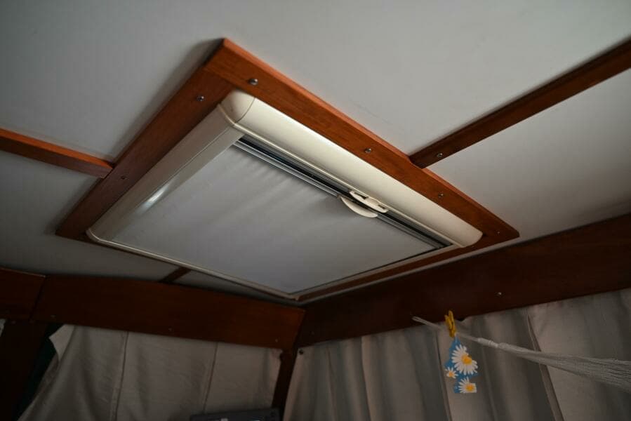 1980 Pearson Pilothouse 365