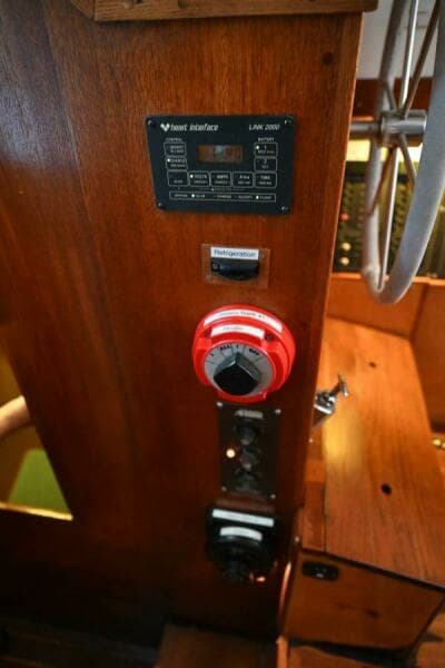 1980 Pearson Pilothouse 365