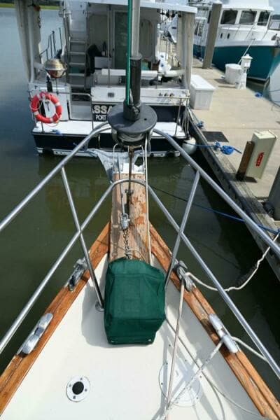 1980 Pearson Pilothouse 365