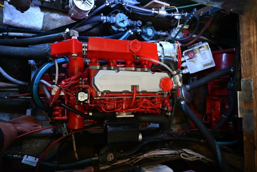 1980 Pearson Pilothouse 365