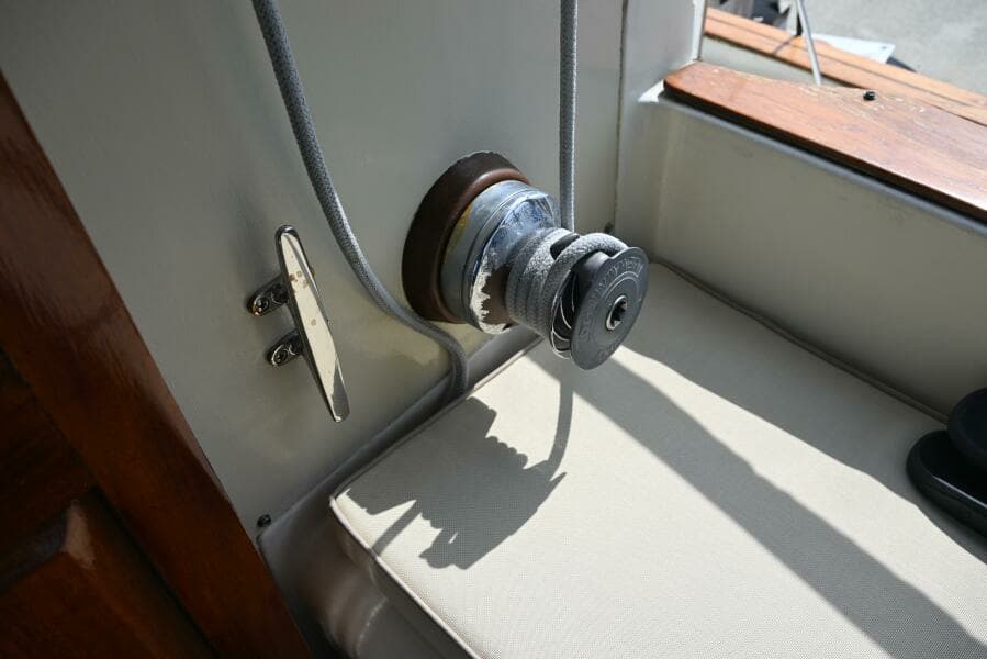 1980 Pearson Pilothouse 365