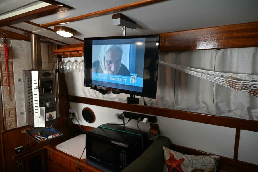 1980 Pearson Pilothouse 365