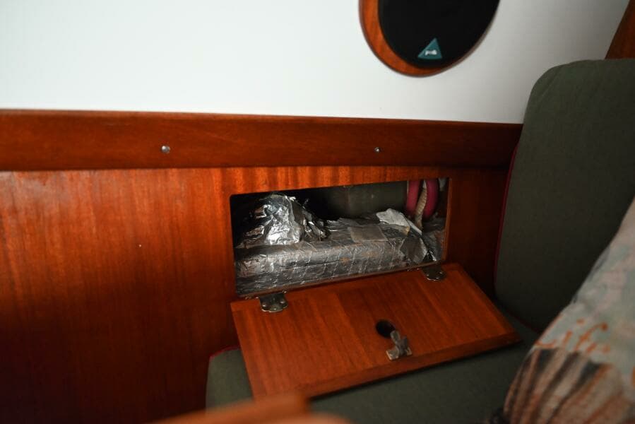 1980 Pearson Pilothouse 365