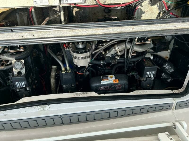 2001 Four Winns 328 Vista