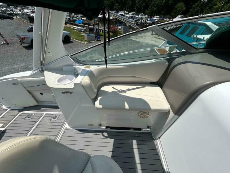 2001 Four Winns 328 Vista