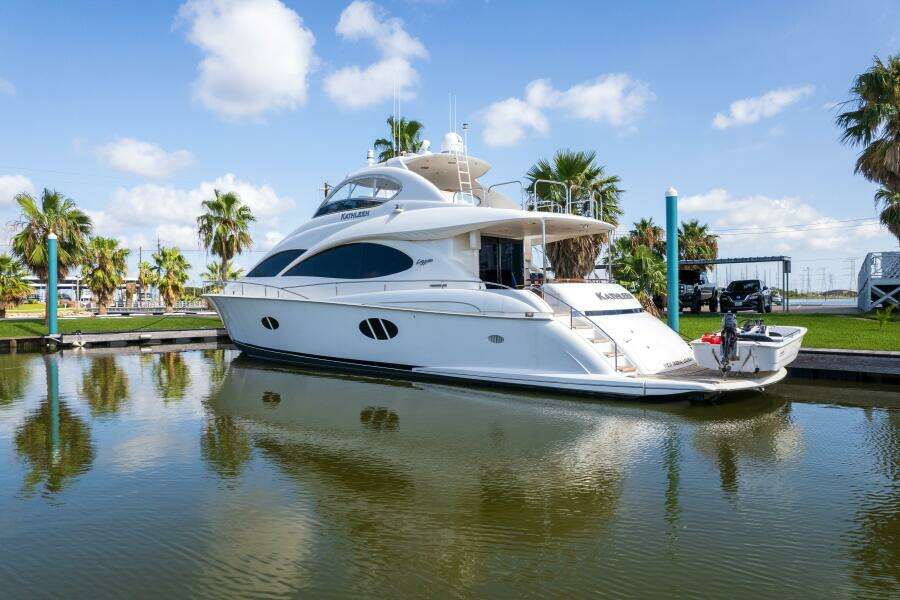 2007 Lazzara 74 Motor Yacht Kathleen