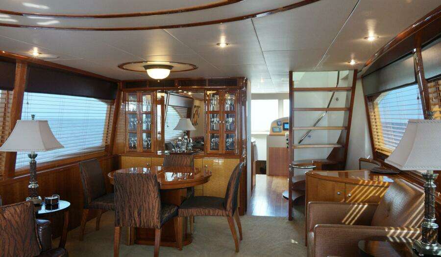 2007 Lazzara 74 Motor Yacht Kathleen