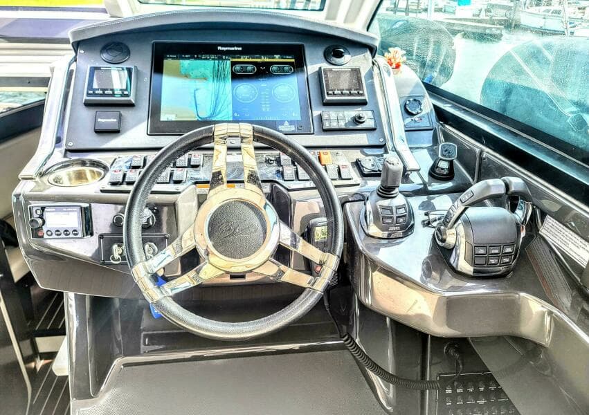 2017 Monterey 360 Sport Coupe