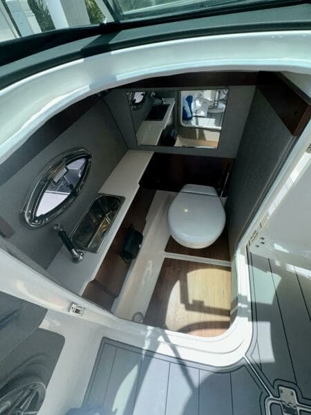 2022 Chaparral 267 SSX OB