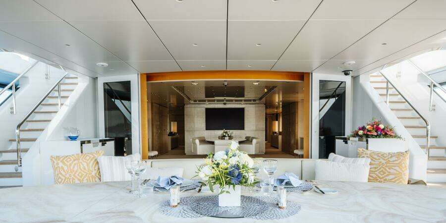 Loon 221' Main Aft Deck