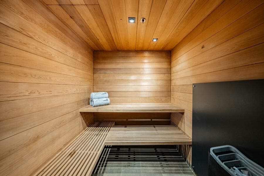 Loon 221' Lower Deck Beach Club Sauna