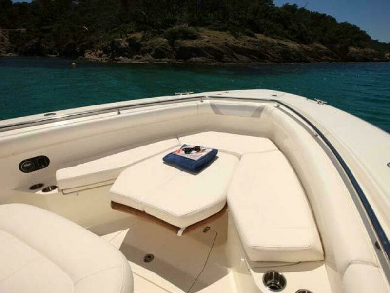 2014 Boston Whaler 370 Outrage