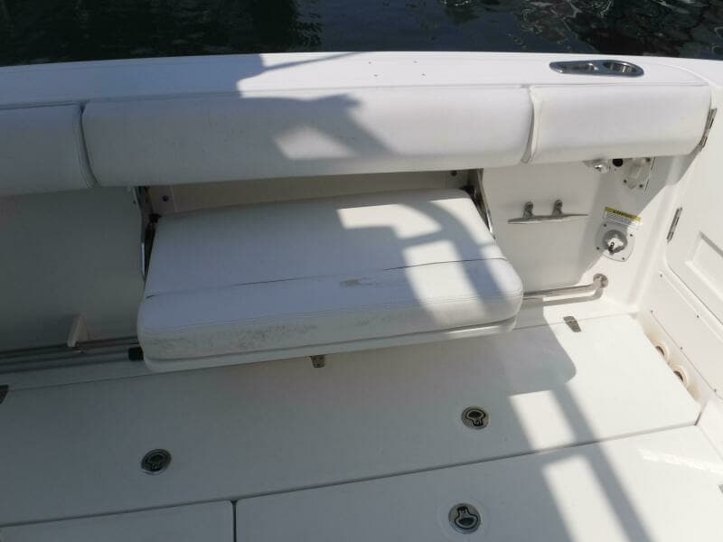 2014 Boston Whaler 370 Outrage