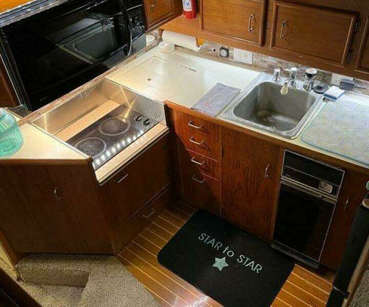 1989 Ocean Yachts 44 Super Sport Custom