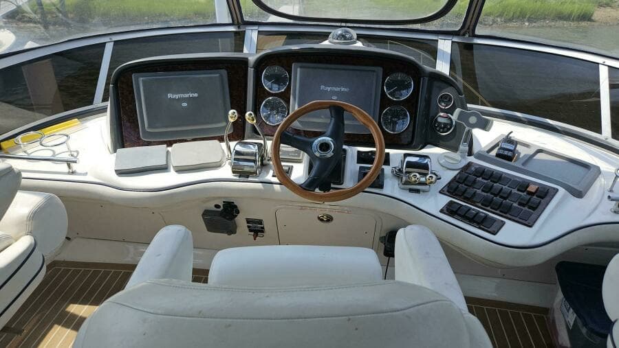 2006 Sea Ray 44 Sedan Bridge