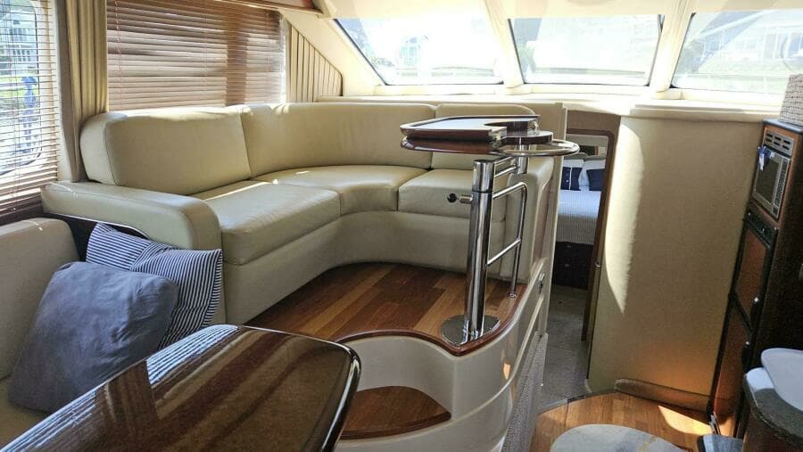 2006 Sea Ray 44 Sedan Bridge