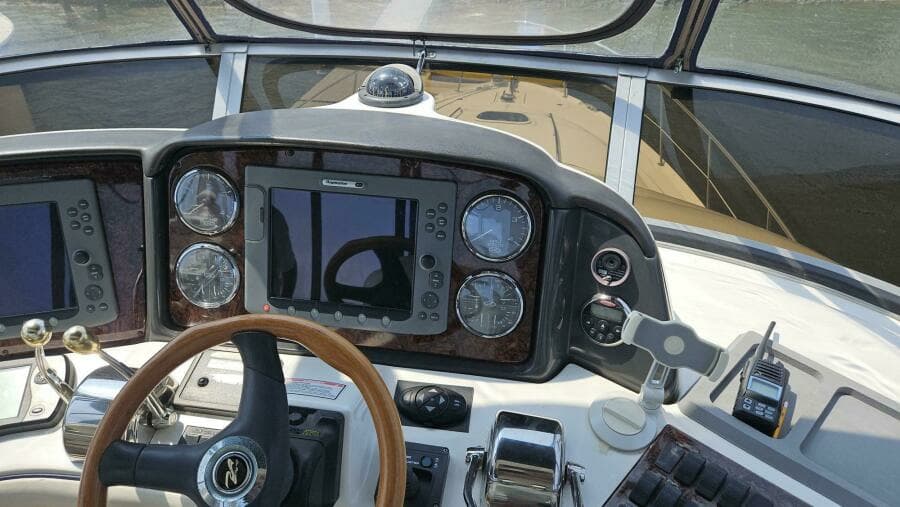 2006 Sea Ray 44 Sedan Bridge