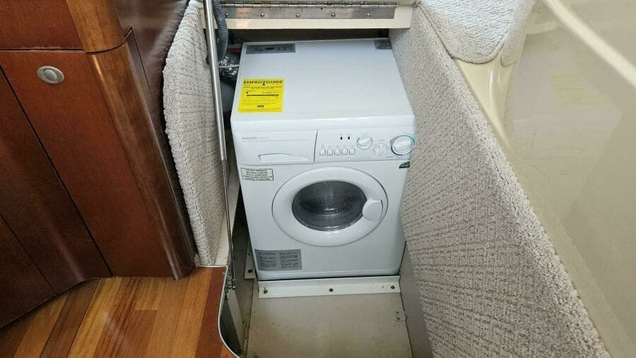 2006 Sea Ray 44 Sedan Bridge