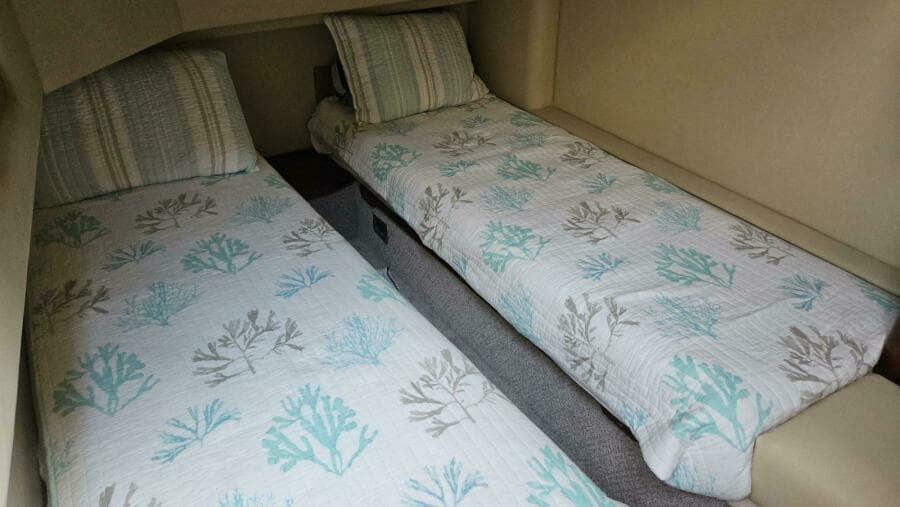 2006 Sea Ray 44 Sedan Bridge