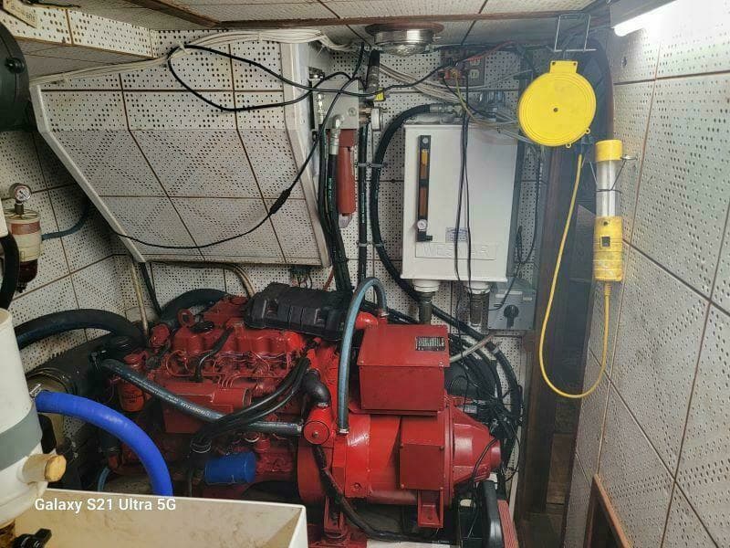 1987 Marine Trader Wide Body