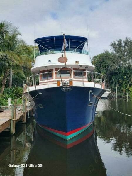 1987 Marine Trader Wide Body