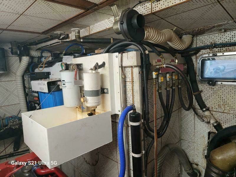 1987 Marine Trader Wide Body