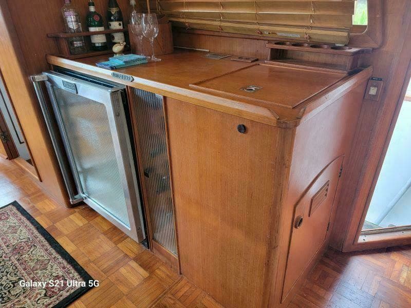 1987 Marine Trader Wide Body