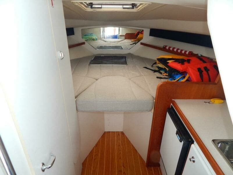 2004 Tiara Yachts 2900 Coronet Harbor Edition