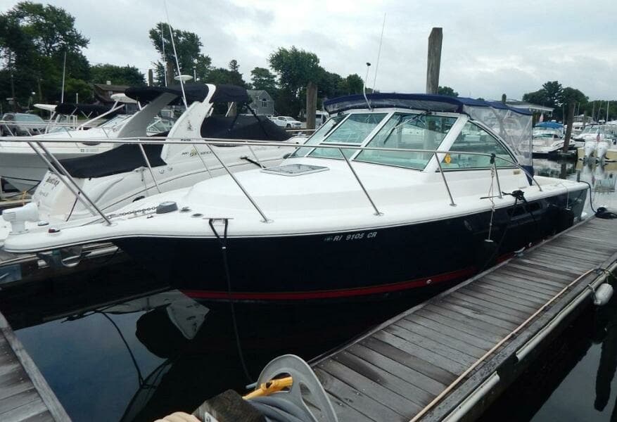 2004 Tiara Yachts 2900 Coronet Harbor Edition