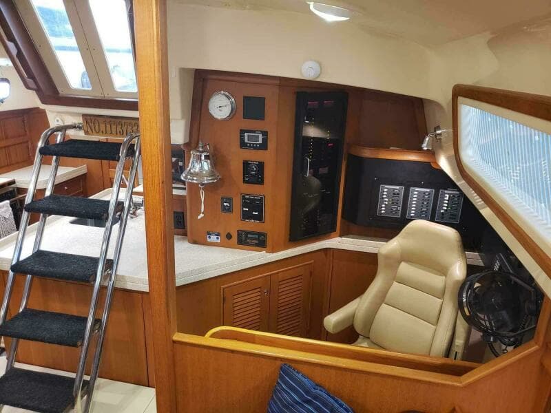 2005 Island Packet 485