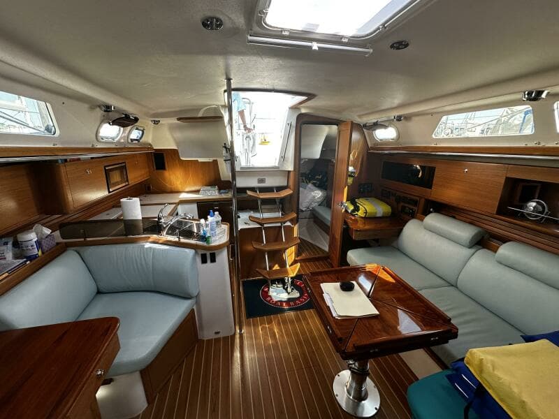 2017 Catalina 385