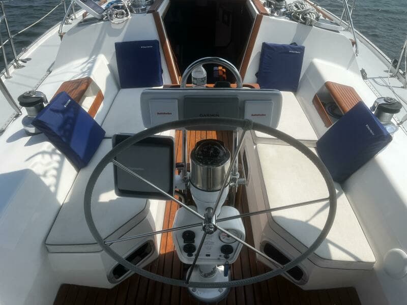 Helm W Steering Wheel