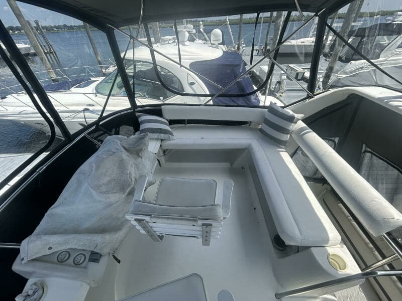 1996 Silverton 312 Sedan Cruiser