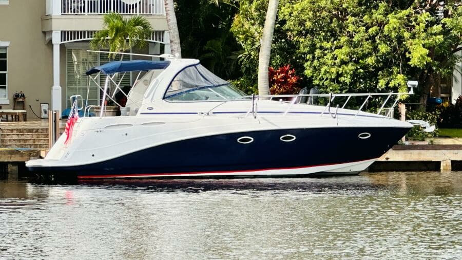 2007 Rinker 350 Express Cruiser