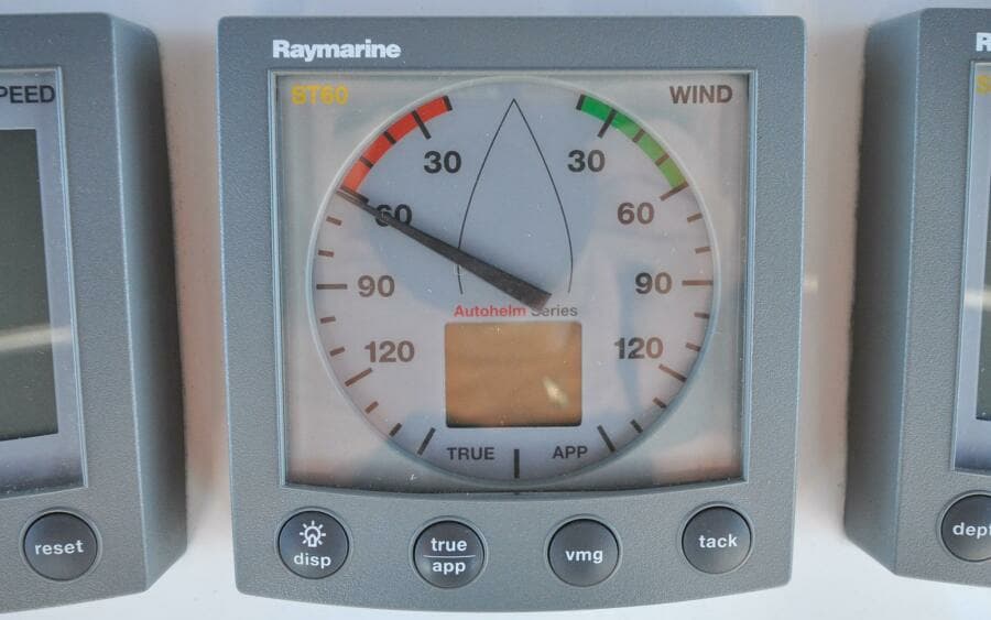 Hunter 45CC   Coralee   Offered For Sale609