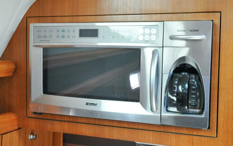 Hunter 45CC   Coralee   Offered For Sale671