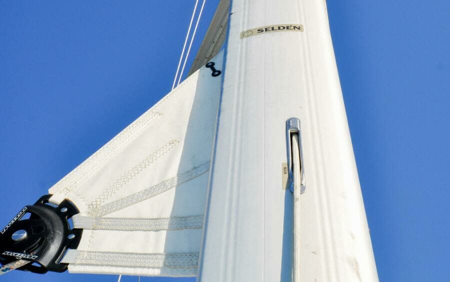 Hunter 45CC   Coralee   Offered For Sale591